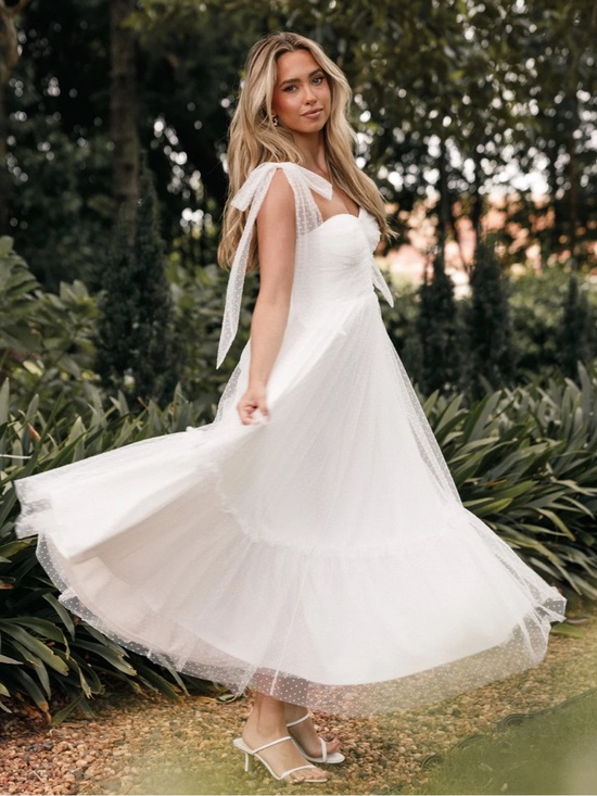Petal & Pup Dresses & Skirts - Petal & Pup White Midi Tulle Dress with Tie Straps